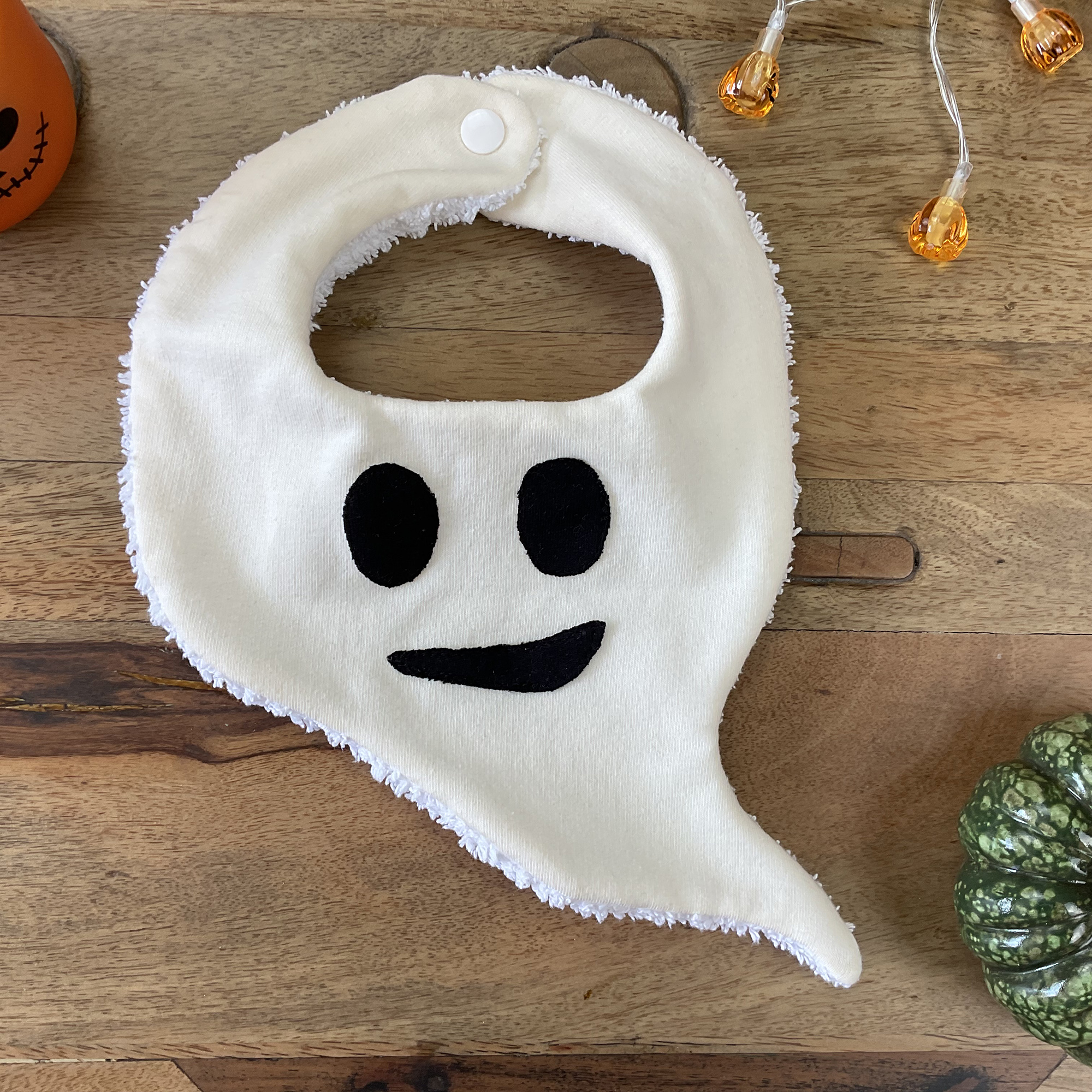 Bavoir fantôme bandana Halloween pour bébé, patron couture débutant facile