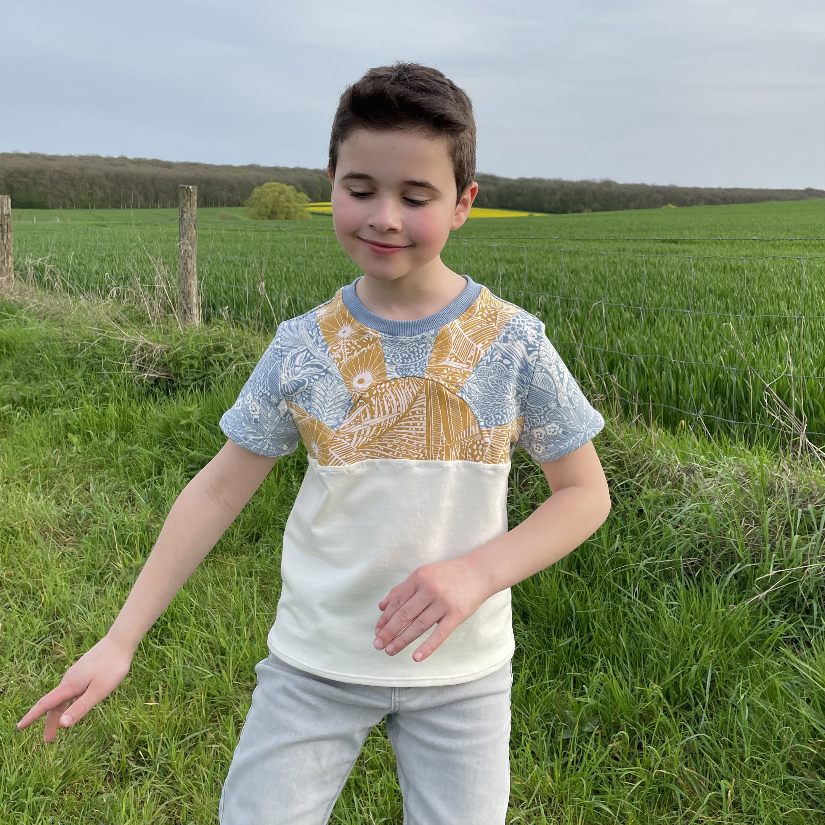 T-shirt Luminous terminé, version manches courtes en french terry pour enfant