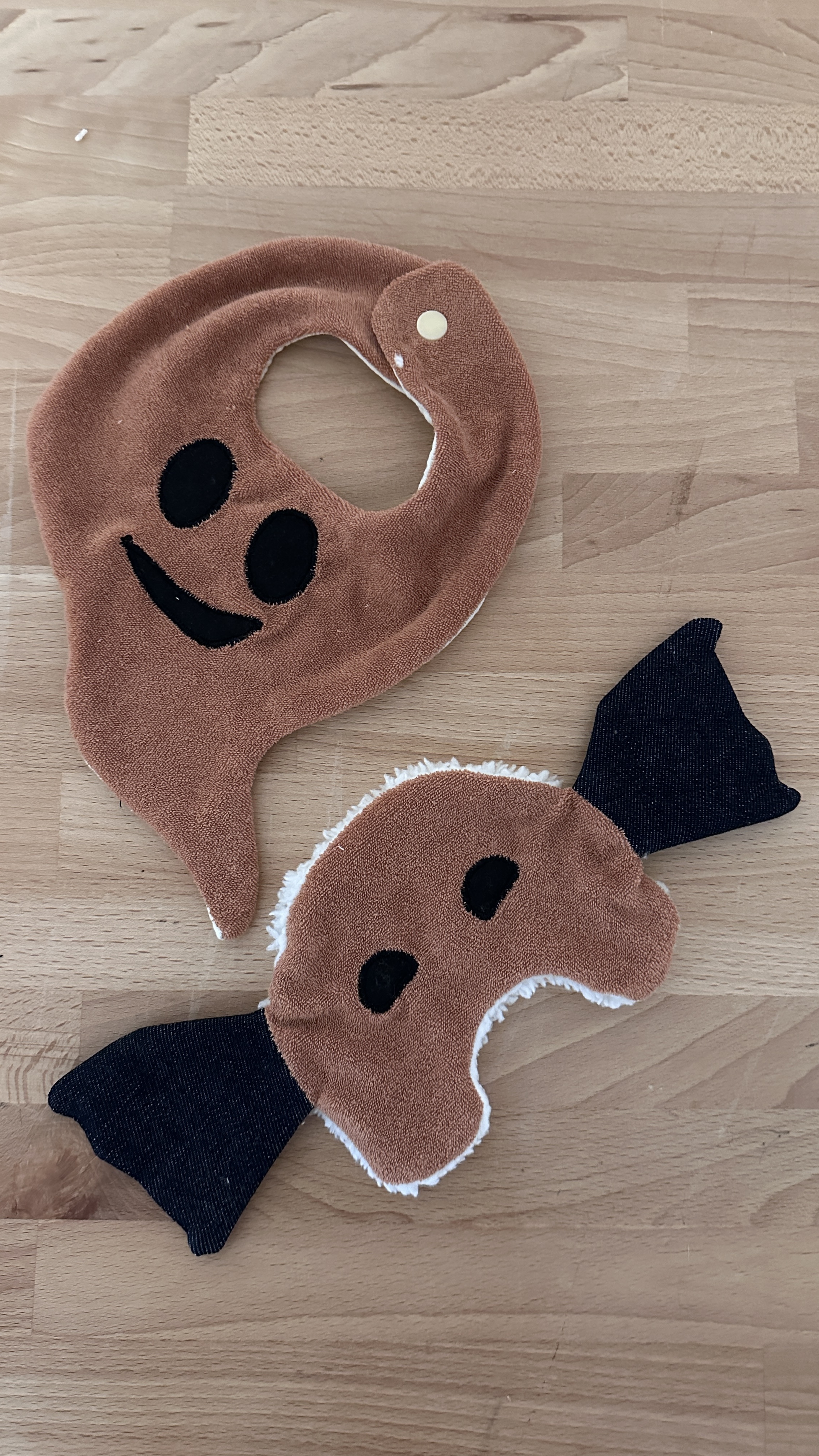 Version testeuse Julie @ateliersvila – doudou chauve-souris Halloween teintes naturelles