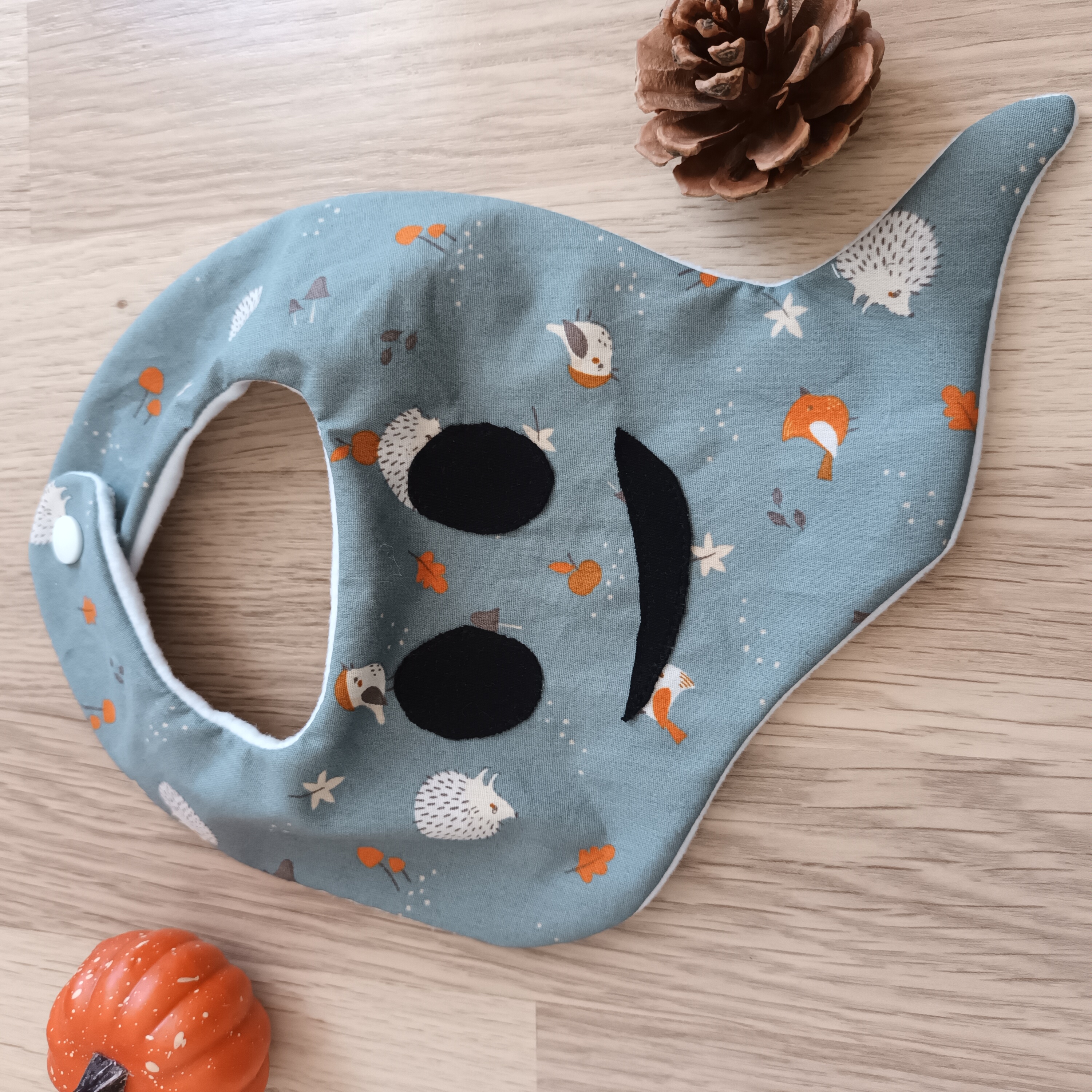 Version testeuse Stéphanie @stefcreas – bavoir fantôme Halloween coton motifs enfantins